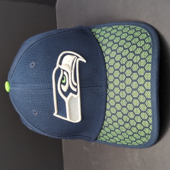 New ERA,39thirty ,NFL Seattle Seahawks Men's Blue/Green Hat, Size ML. - Picture 2 of 10